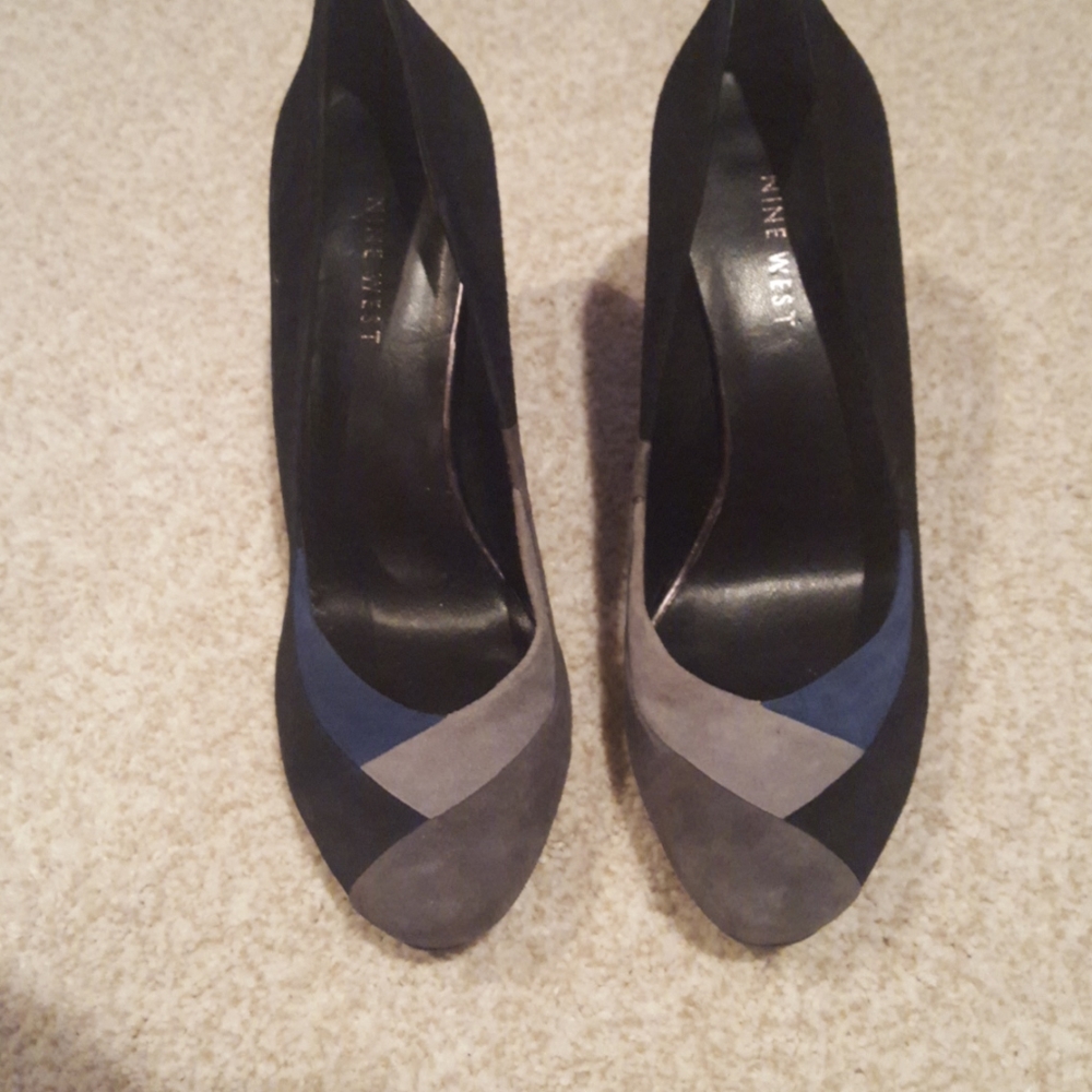 NWOT MULTI color suede heels